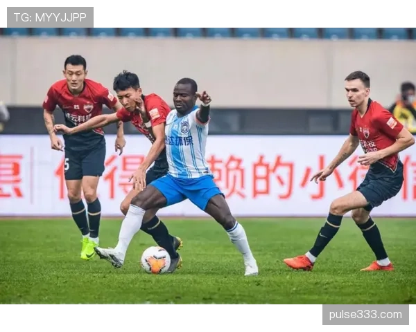 圣保罗中场关键球员续约谈判进展顺利俱乐部计划留住核心 圣保罗中场关键球员续约谈判进展顺利俱乐部计划留住核心